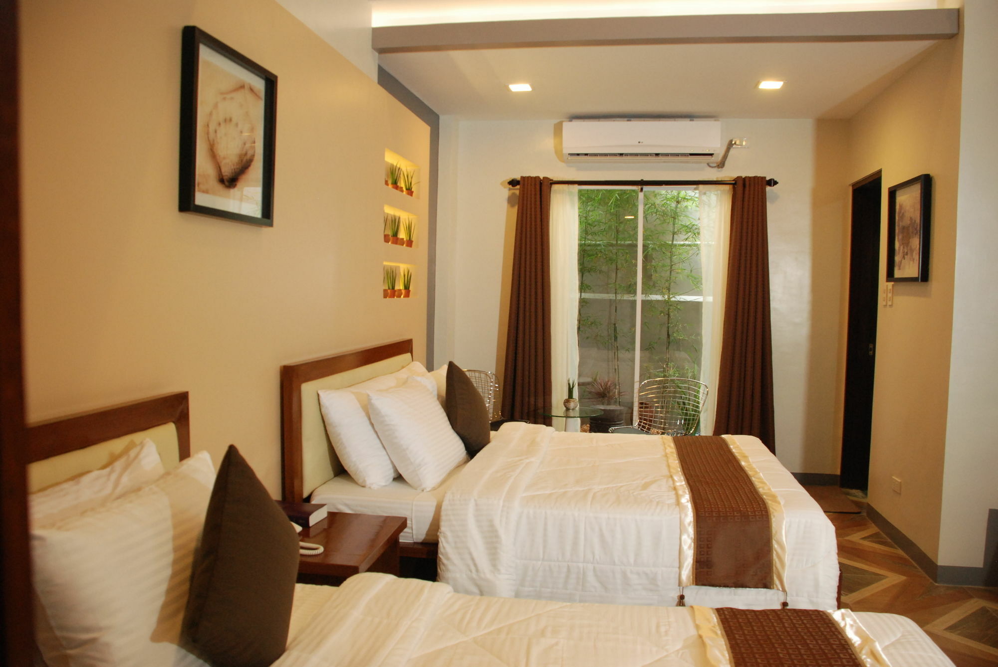 Nao Hotel Tagaytay City Ngoại thất bức ảnh