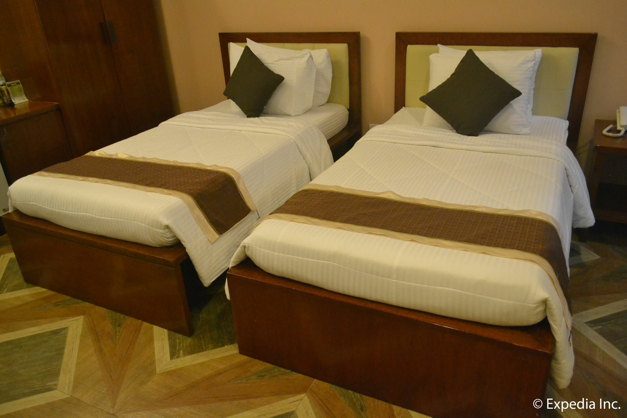 Nao Hotel Tagaytay City Ngoại thất bức ảnh